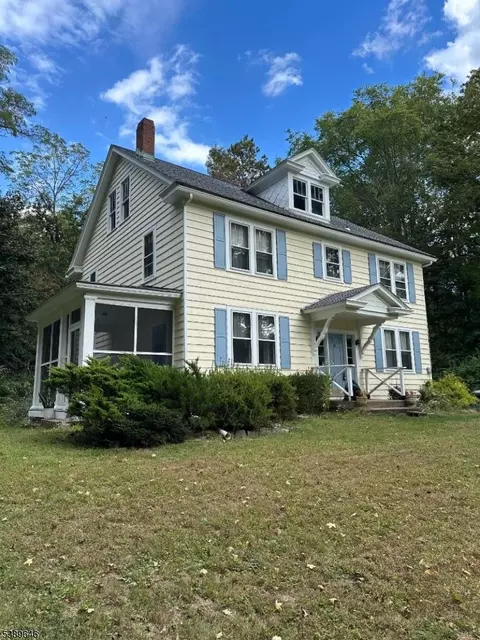 218 State Route 31, Hampton, NJ 08827