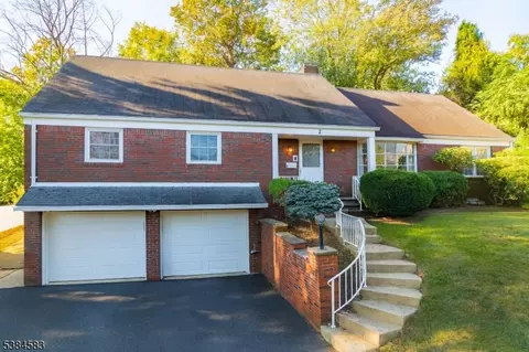 2 S Audlen Ter, Springfield, NJ 07081 photo 2