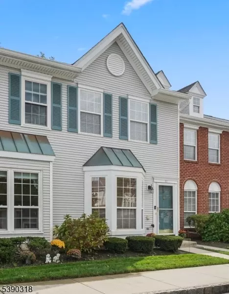 157 Setter Pl, Freehold, NJ 07728