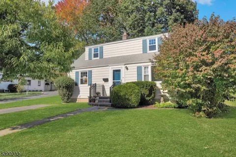 41 Hawthorne Ave, Morris Plains, NJ 07950