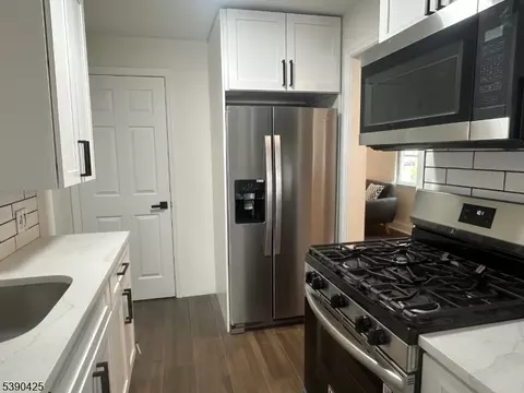62 Macarthur Dr, Edison, NJ 08837 photo 5