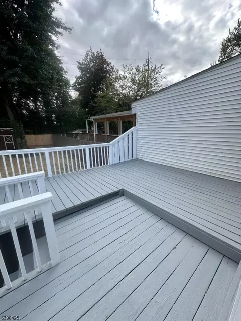 62 Macarthur Dr, Edison, NJ 08837 photo 12