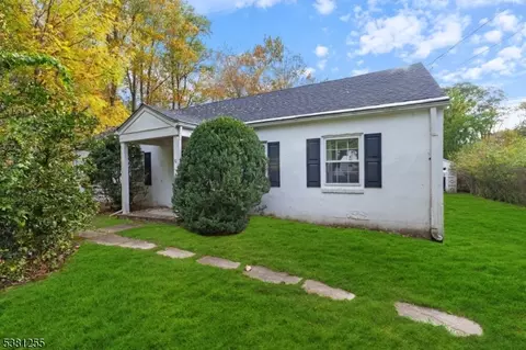 10 Mccann Mill Rd, Pottersville, NJ 07979