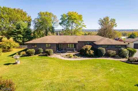 86 Old York Rd, Ringoes, NJ 08551