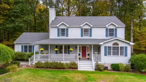 2 Douglas Ter, Sparta, NJ 07871