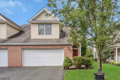 58 Bayard Rd, Somerset, NJ 08873