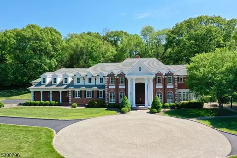 6 Wright Ln, Far Hills, NJ 07931