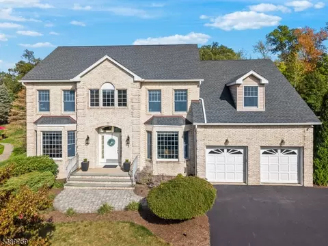 5 Berlin Ln, Montville Twp, NJ 07045