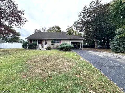 31 Stephen Ave, Lincoln Park, NJ 07035