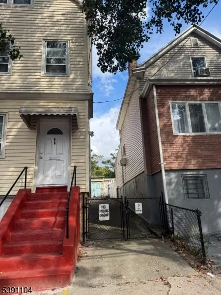 80 Mcadoo Ave #2, Jersey City, NJ 07305