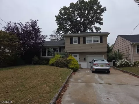 773 Grove St, Rahway, NJ 07065