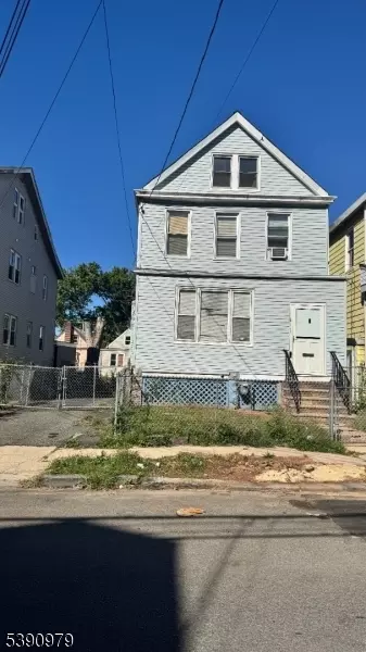 123 Alexander St, Newark, NJ 07106