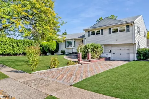 167 Rolling Hills Rd, Clifton, NJ 07013