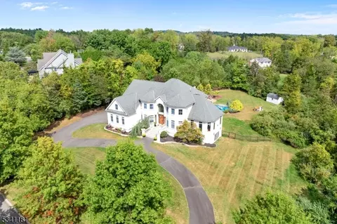 3 Smith Rd, Flemington, NJ 08822