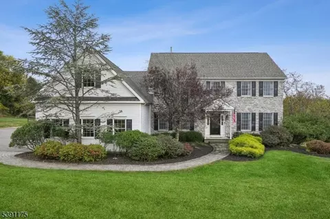 268 County Road 579, Bloomsbury, NJ 08804