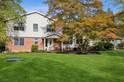 92 Whitenack Rd, Basking Ridge, NJ 07920