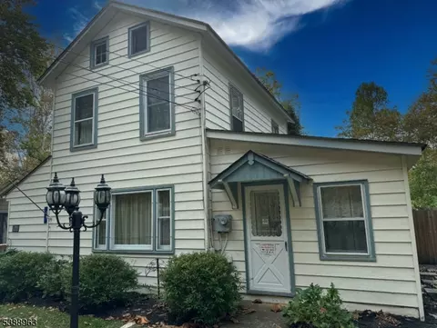 78 Frenchtown Rd, Milford, NJ 08848