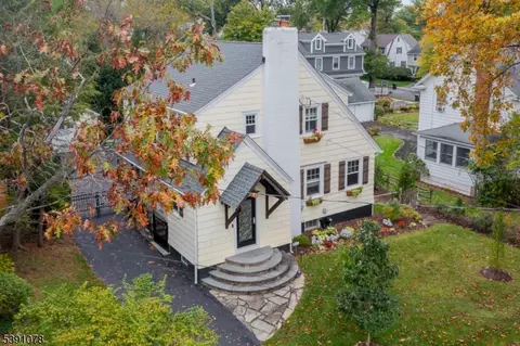 21 Garden Ave, Chatham, NJ 07928