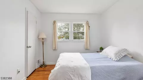 77 Parkside Rd, Plainfield, NJ 07060 photo 17