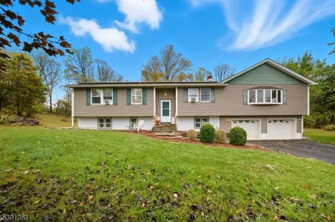 65 Scott Rd, Franklin, NJ 07416