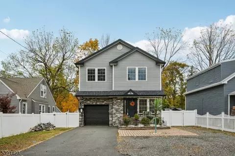5 New St, Budd Lake, NJ 07828