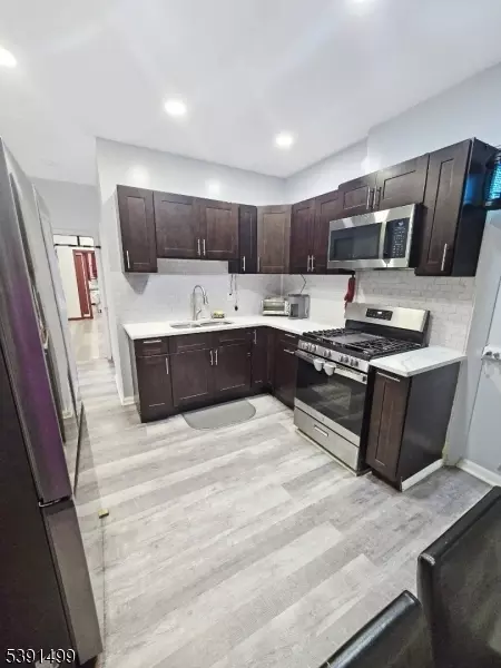 367 Morris Ave #3, Newark, NJ 07103