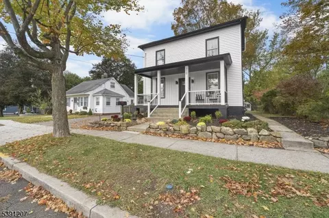 310 Warren St, Hackettstown, NJ 07840