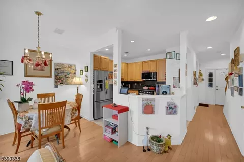 Other - 545 Coventry Dr, Nutley, NJ 07110 photo 3 of 9