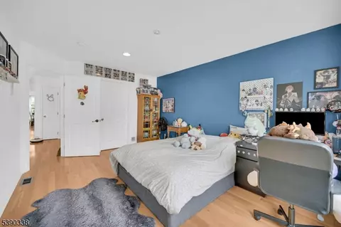 Bedroom - 545 Coventry Dr, Nutley, NJ 07110 photo 2 of 3