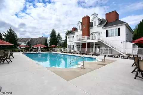 545 Coventry Dr, Nutley, NJ 07110 photo 35
