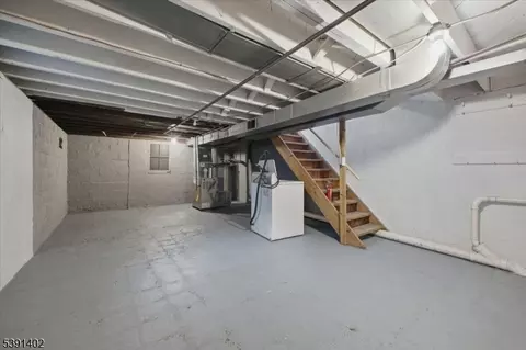 34 Macarthur Dr, Edison, NJ 08837 photo 16