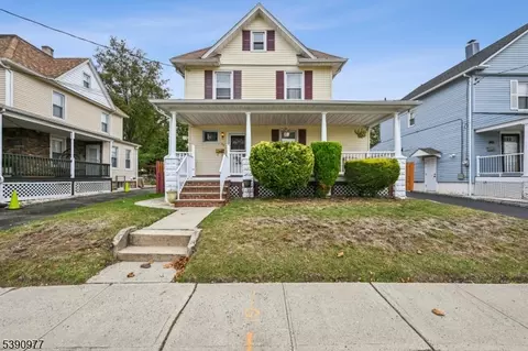30 Everett Pl, Plainfield, NJ 07063