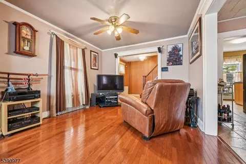 30 Everett Pl, Plainfield, NJ 07063 photo 8