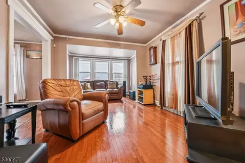 30 Everett Pl, Plainfield, NJ 07063 photo 7