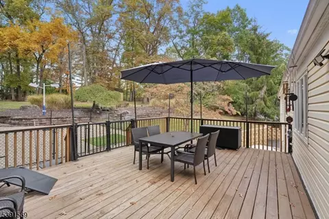 16 Marlo Rd, Wayne, NJ 07470 photo 23