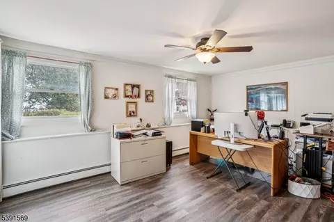 16 Marlo Rd, Wayne, NJ 07470 photo 19