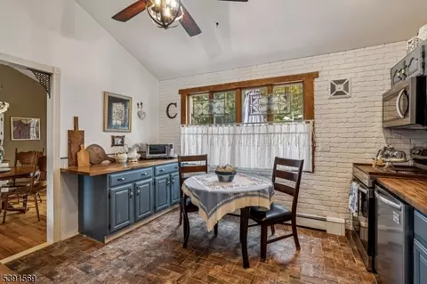 16 Marlo Rd, Wayne, NJ 07470 photo 8