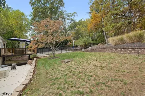 16 Marlo Rd, Wayne, NJ 07470 photo 24