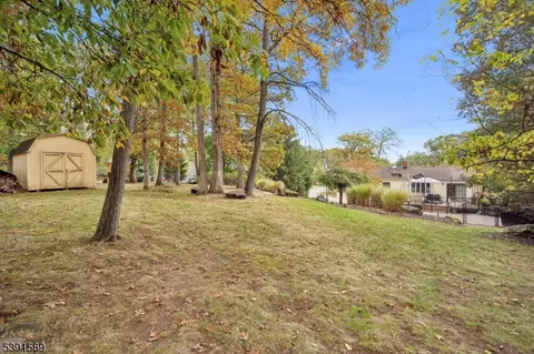 16 Marlo Rd, Wayne, NJ 07470 photo 25