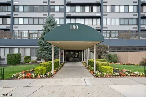 170-202 Lafayette Ave #8A, Passaic, NJ 07055