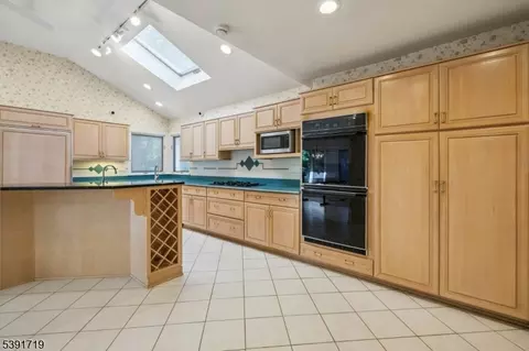 2 Glen Ave, Summit, NJ 07901 photo 15
