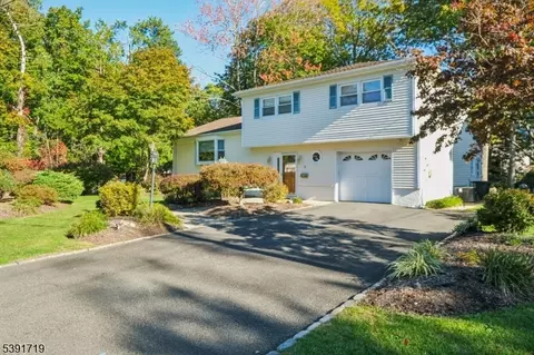 2 Glen Ave, Summit, NJ 07901 photo 2