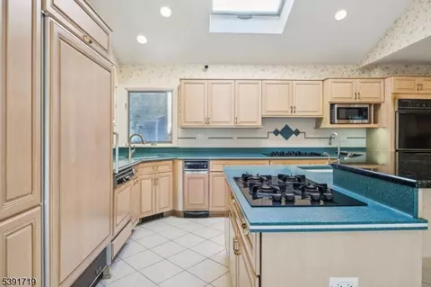 2 Glen Ave, Summit, NJ 07901 photo 14