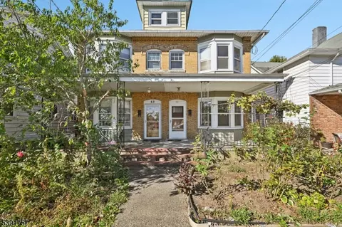 55 Thompson St, Raritan, NJ 08869
