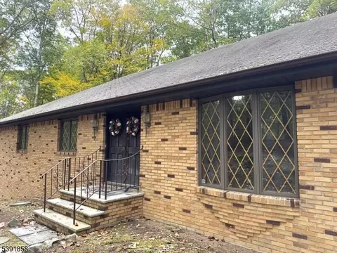 125 Free Union Rd, Belvidere, NJ 07823