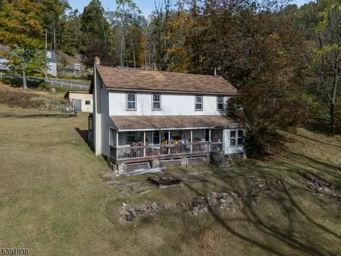 25 Coleman Hill Rd, Washington, NJ 07882