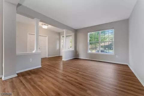 15 Colts Ln, Flemington, NJ 08822 photo 9