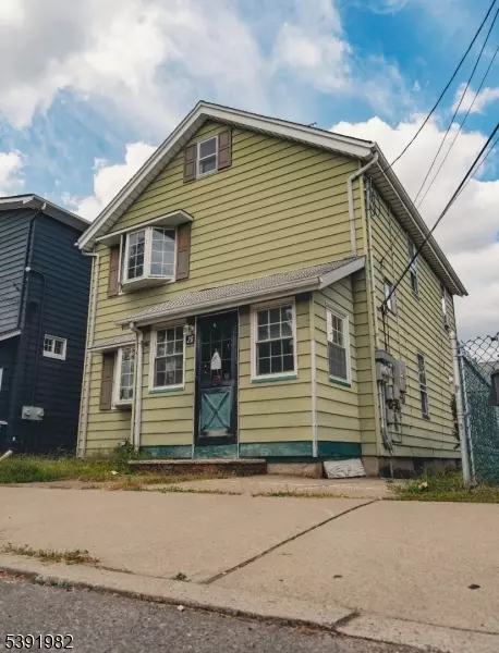 26 Major St, Clifton, NJ 07013