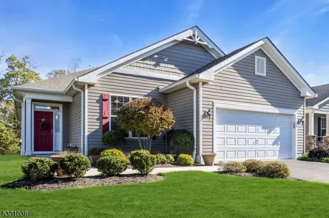 87 Schindler Ct, Somerset, NJ 08873
