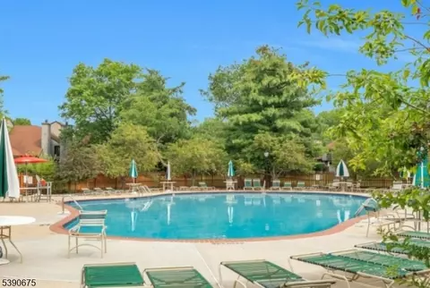 118 Bluebird Dr #3A, Hillsborough, NJ 08844